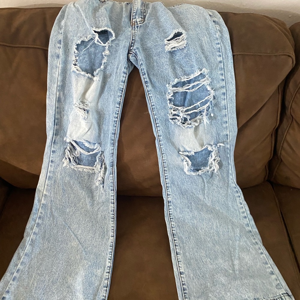 Flair Ripped Jeans